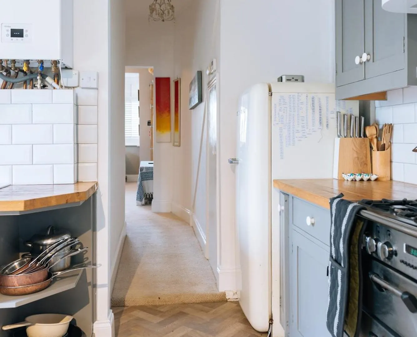 Inviting 1Bd Flat - 20 Mins To Brighton Beach!