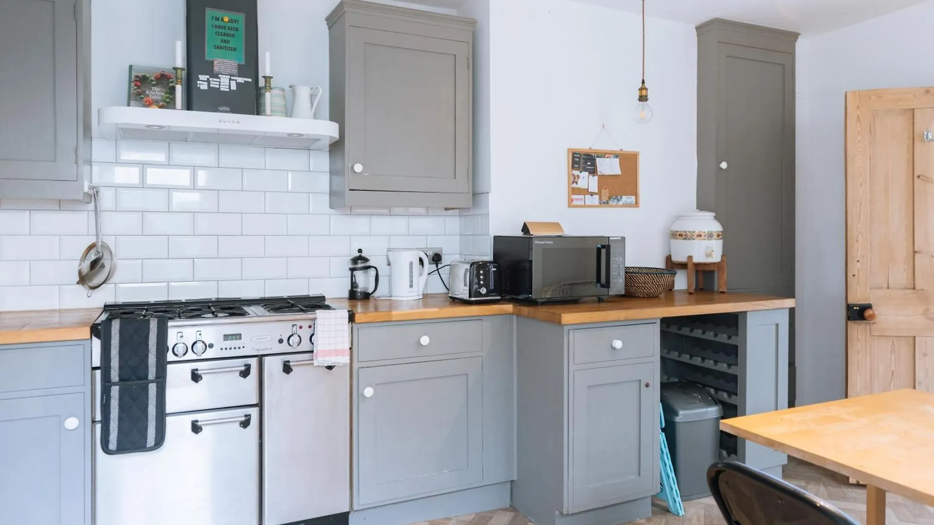 Inviting 1Bd Flat - 20 Mins To Brighton Beach! Apartment