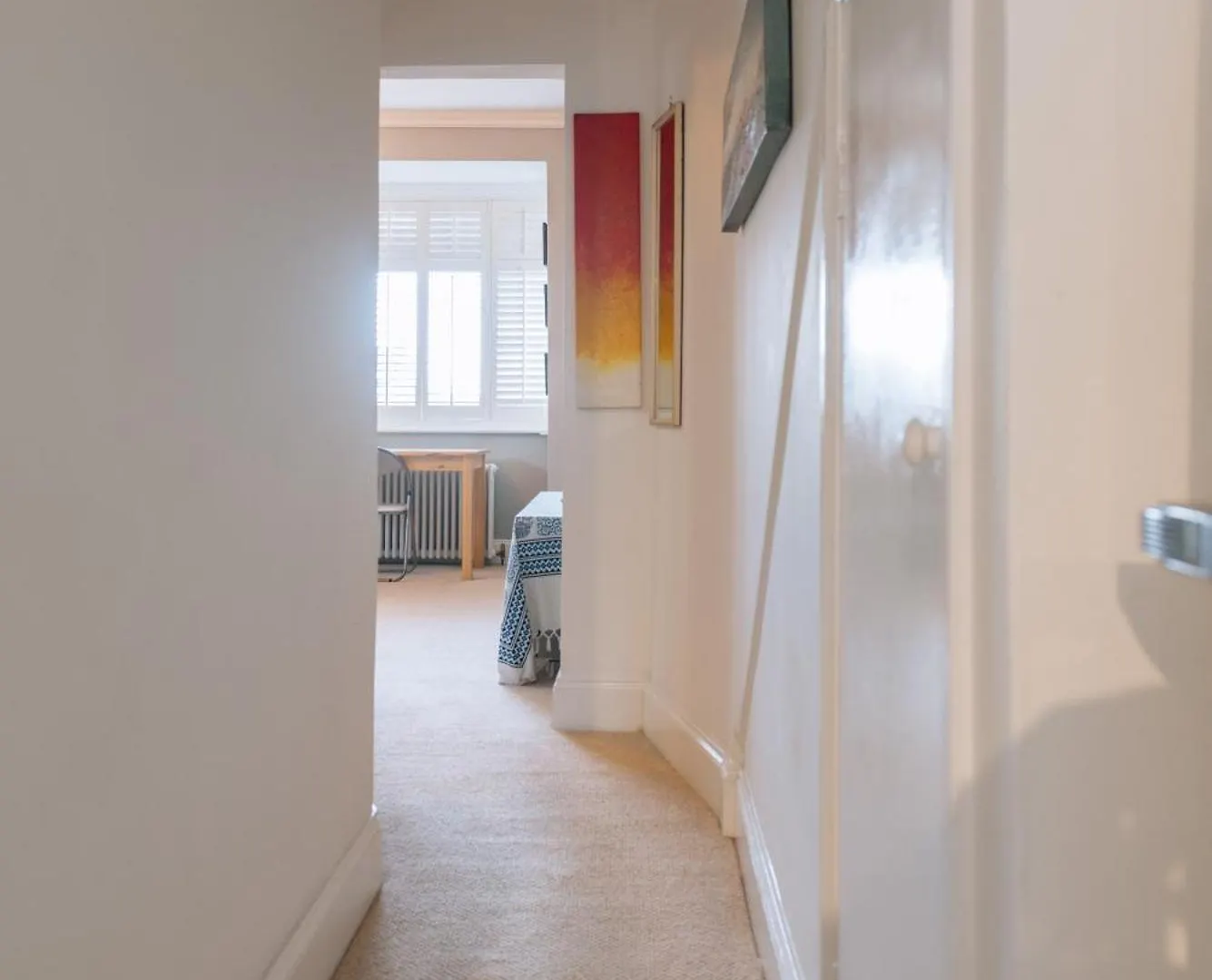 Inviting 1Bd Flat - 20 Mins To Brighton Beach!